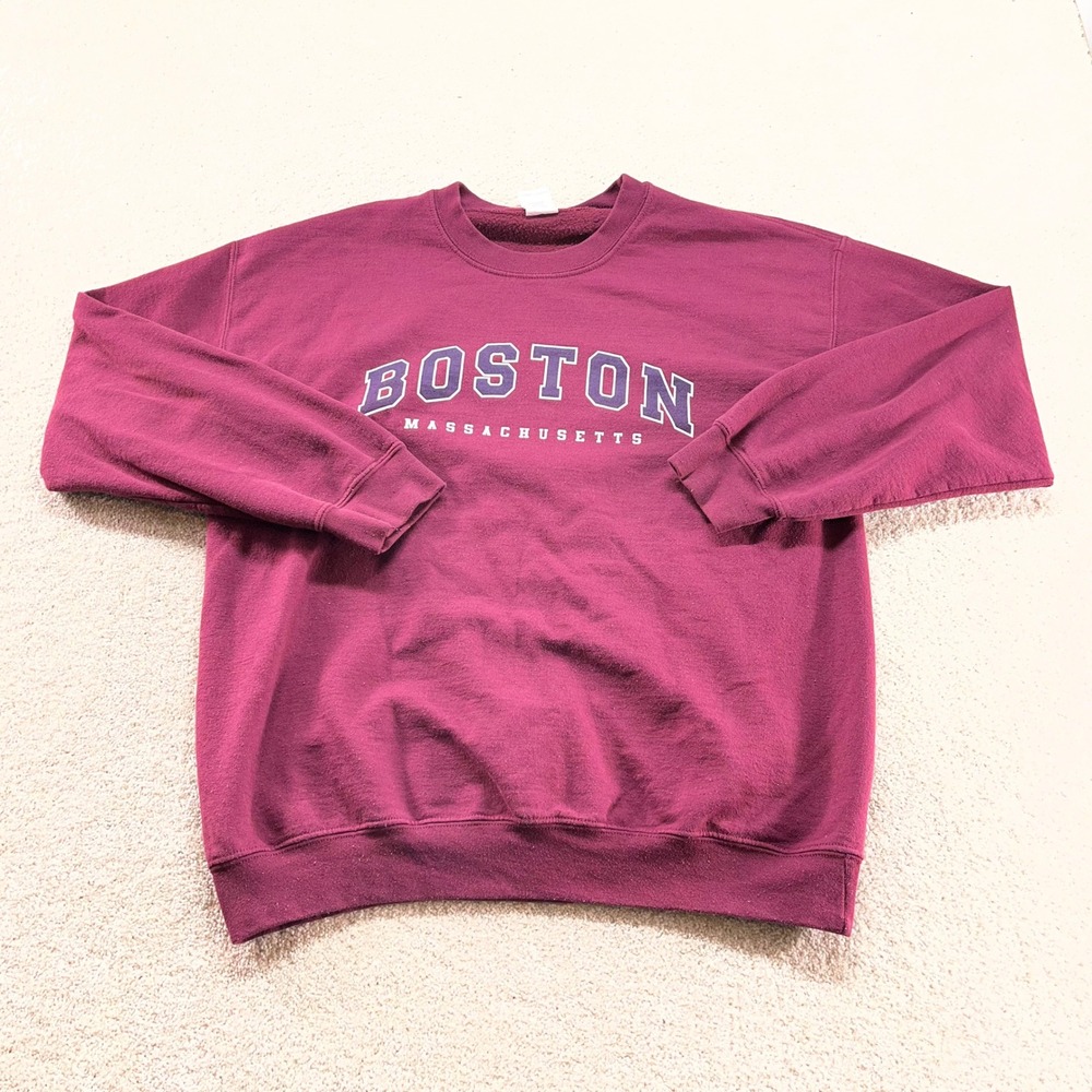 Gildan‎ Sweatshirt Mens Large Maroon Boston Massachusetts Heavy Blend Crewneck